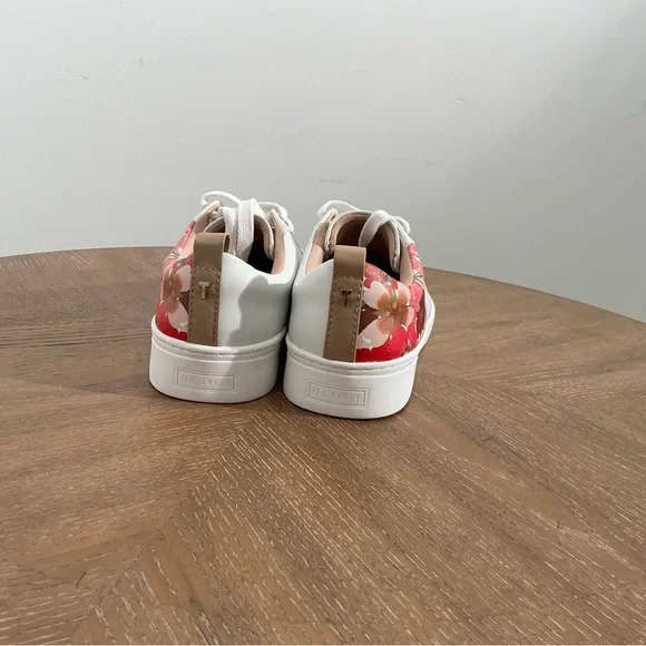 Ted Baker Women's Alison Sneaker - Picture 9 of 9